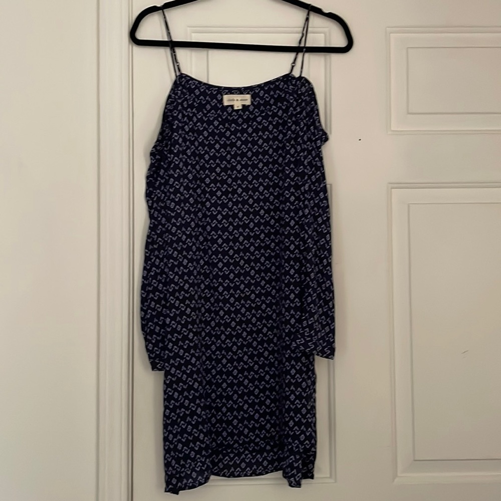 Cloth & Stone Open Shoulder Long Sleeve Dress- Small